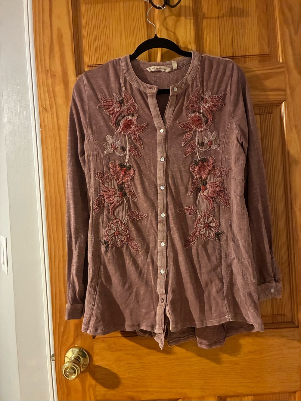 Soft Surroundings Mauve Embroidered Button-Down Top